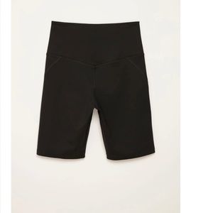 NWOT XS Girlfriend Collective Black High-rise Biker Shorts